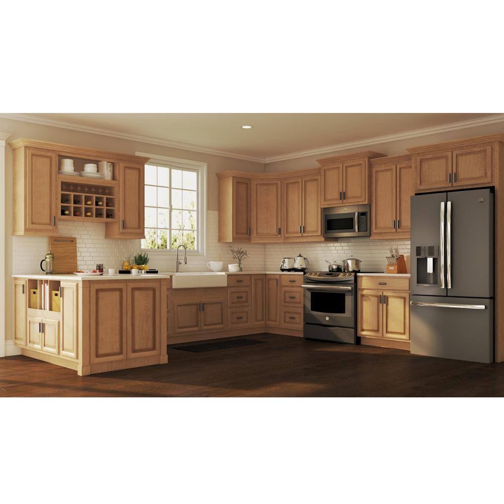 Medium Oak Sink Base Kitchen Cabinet Q910909