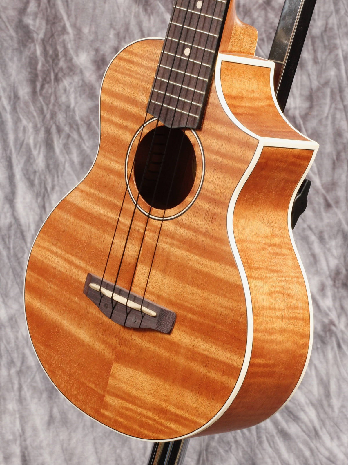 Open Pore Natural Acoustic Ukulele M61554