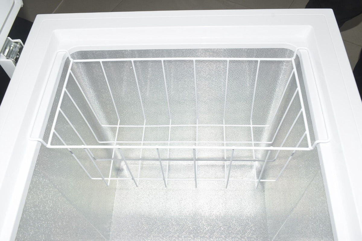 3.4 Cu Ft Upright Freezer Chest Chiller White V372