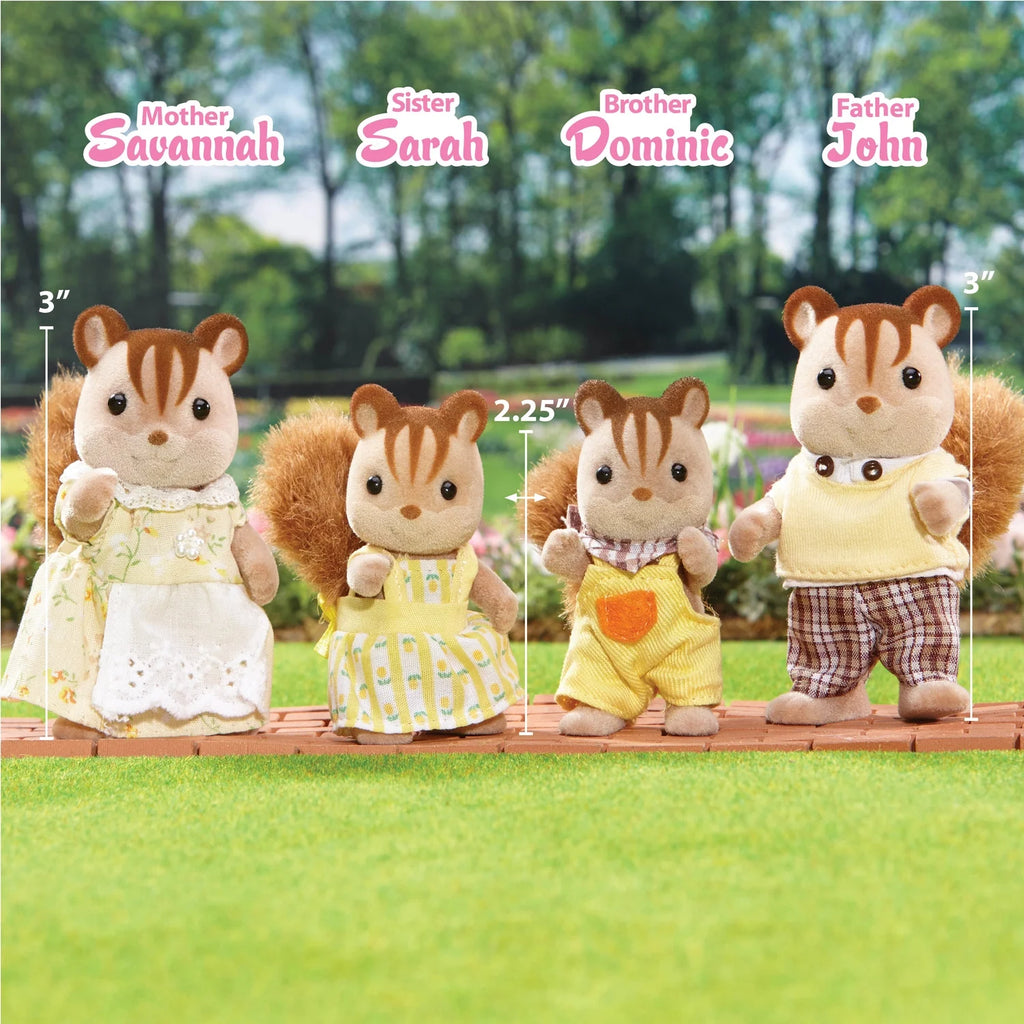 Set of 4 Collectible Doll Figures C977485