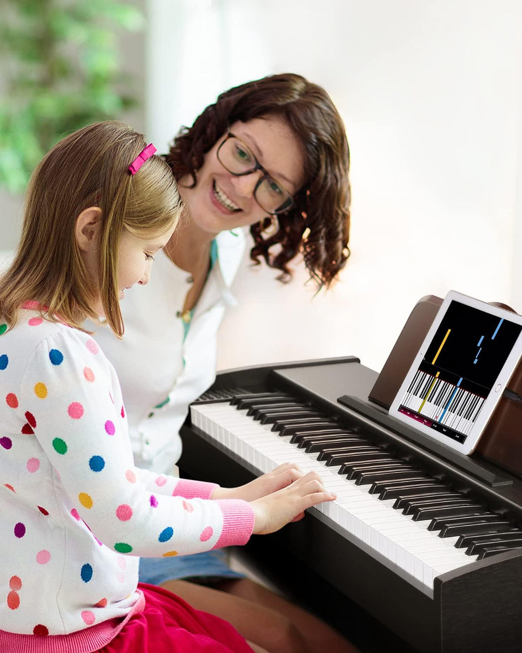 61 Key Full Size Digital Piano with Sustain Pedal & Music Stand R797