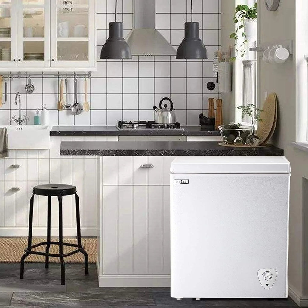5.0 Cu Ft White Chest Freezer I215095