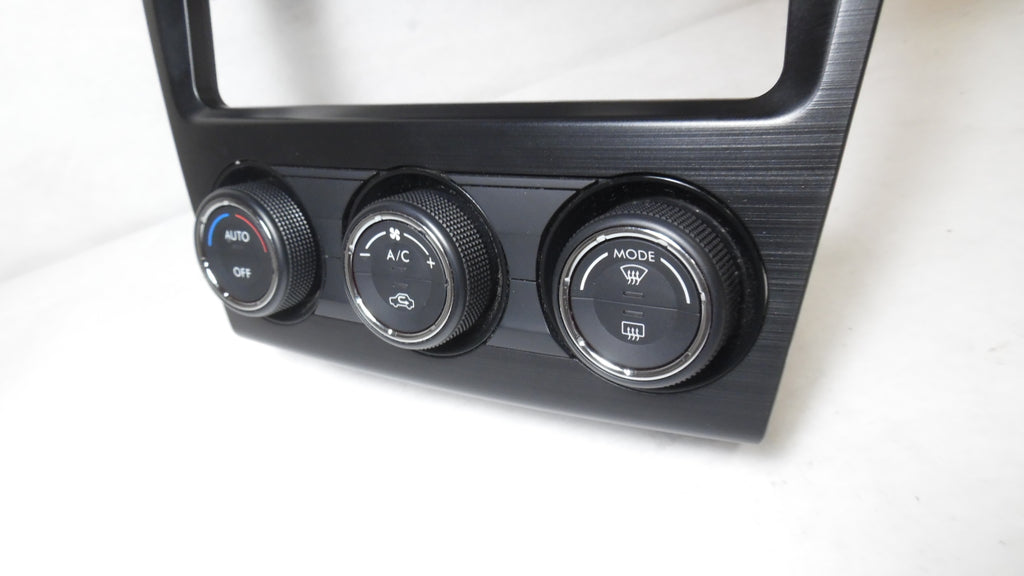 Pre-Owned Subaru Forester Auto Climate AC Heater Temperature Control OEM K66920