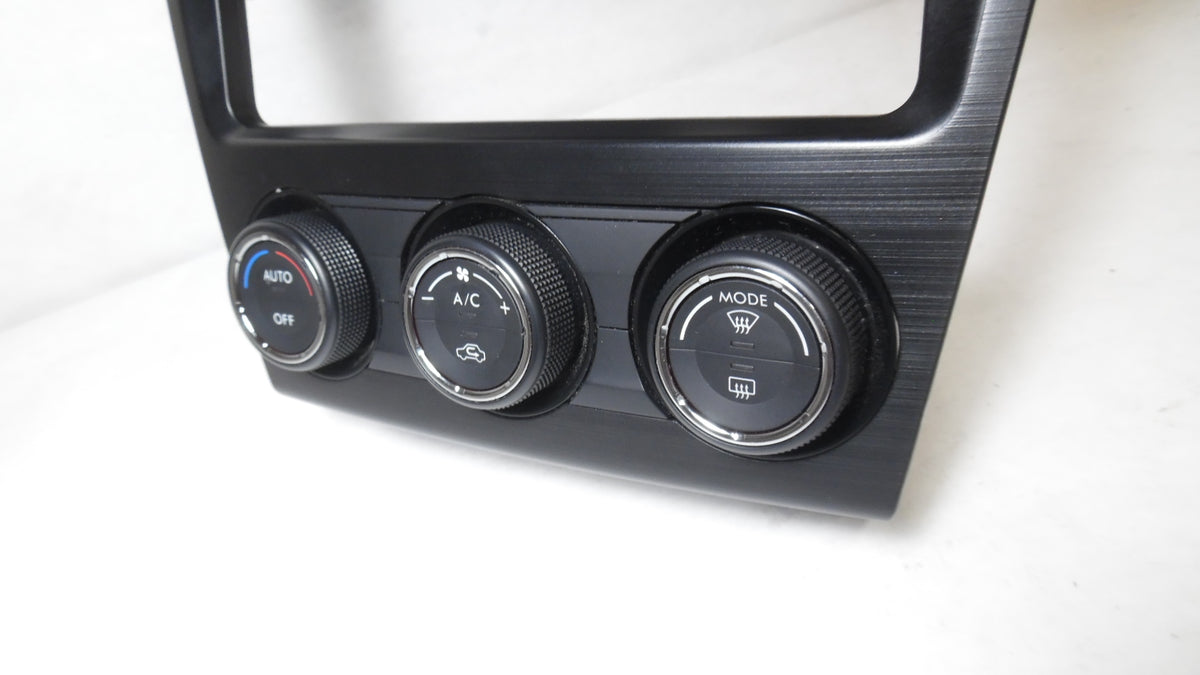 Pre-Owned Subaru Forester Auto Climate AC Heater Temperature Control OEM K66920