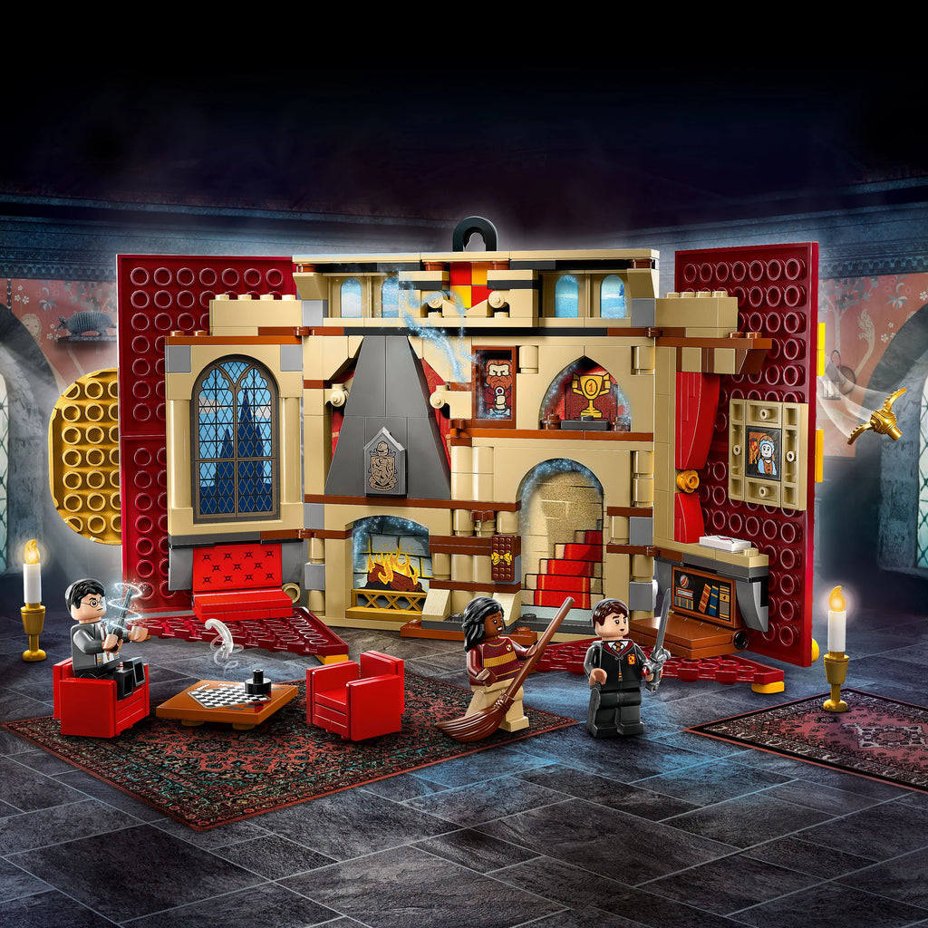 LEGO Harry Potter Gryffindor House Banner Set 76409 with 3 Minifigures T628071