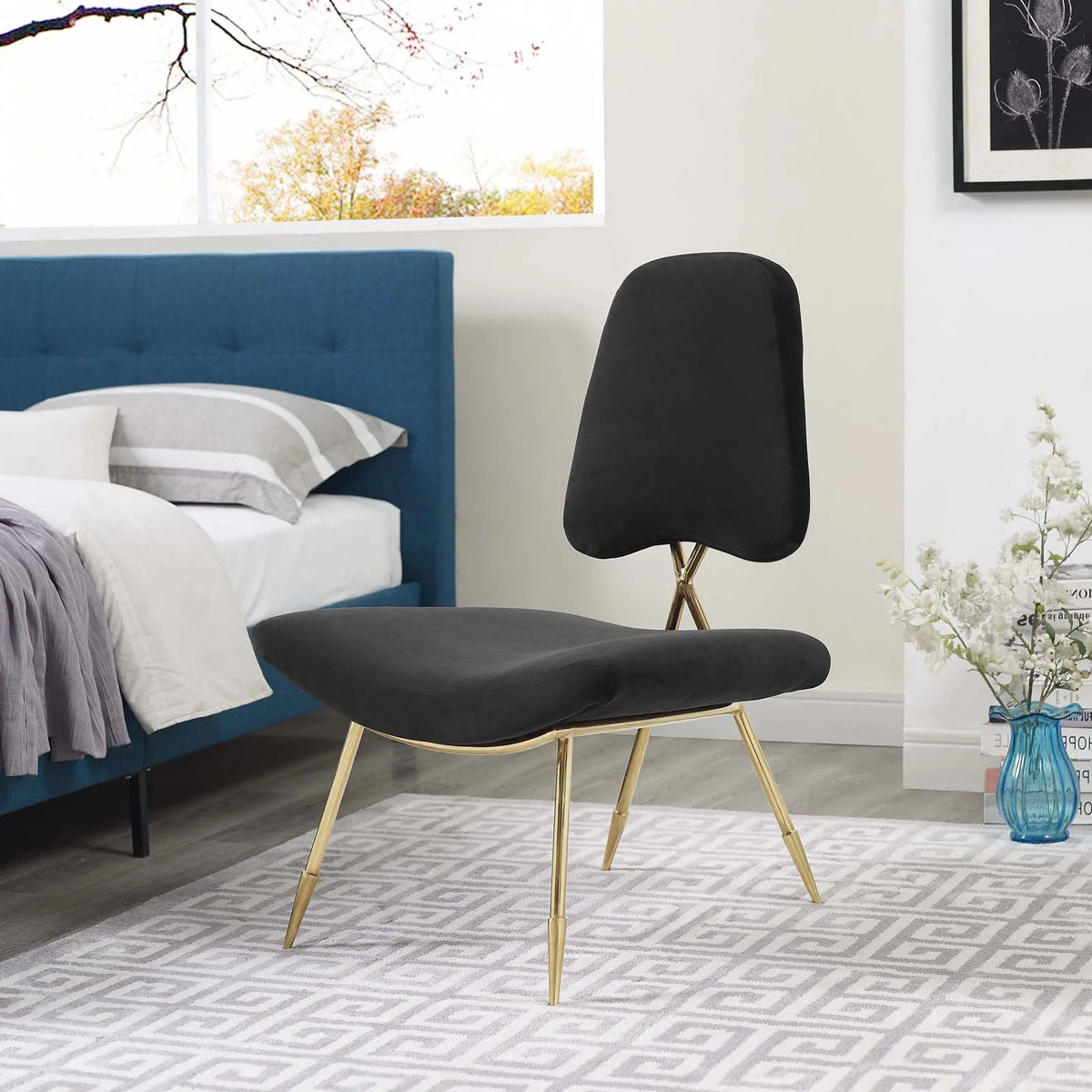 Black Velvet Accent Chair Y89137