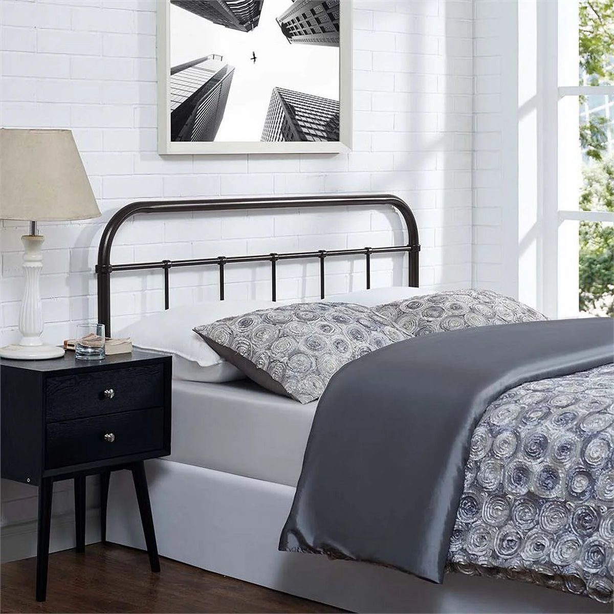 King Metal Spindle Headboard K5127