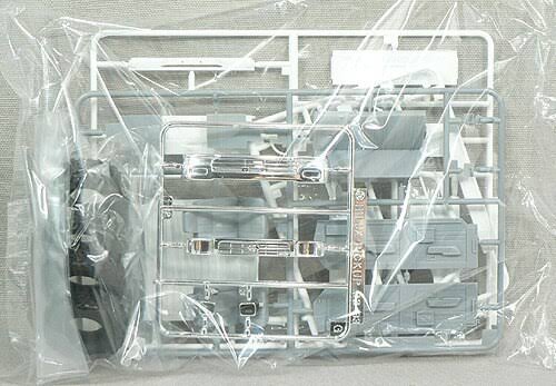 1/24 Hilux Double Cab Lift-Up P982