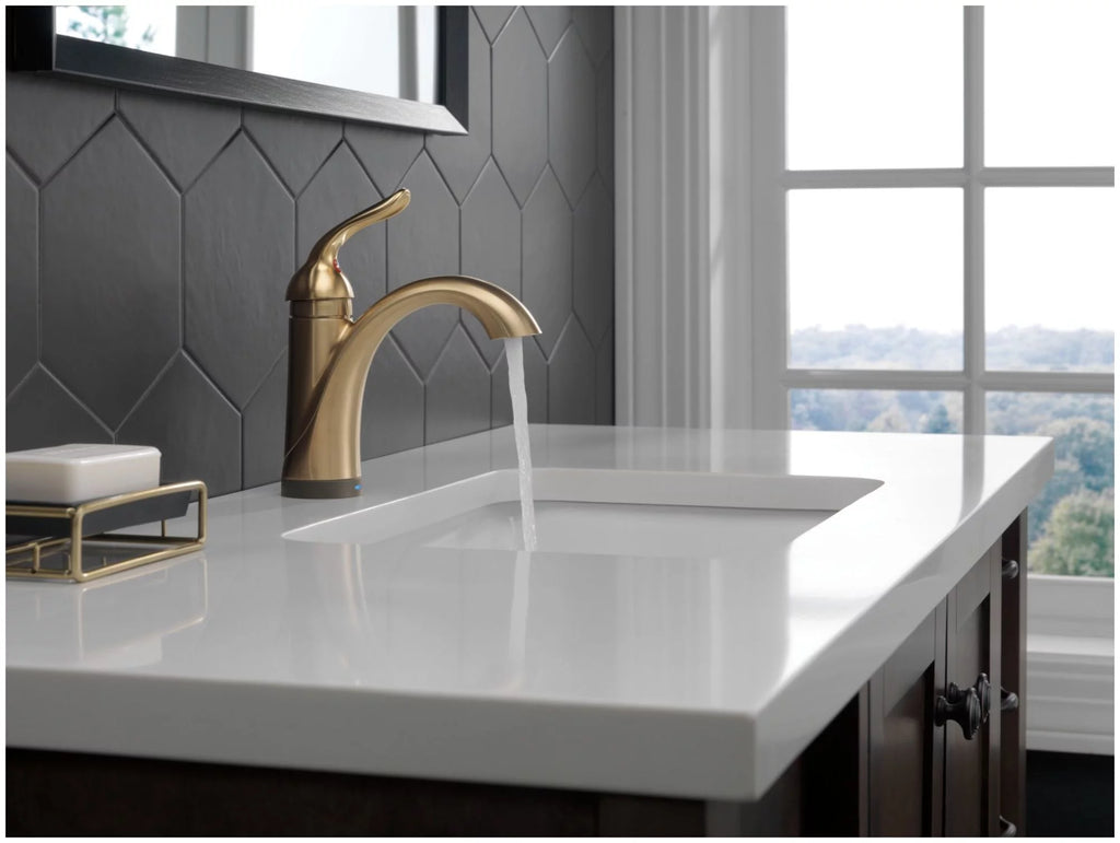 Venetian Bronze Single Handle Bathroom Faucet R65526