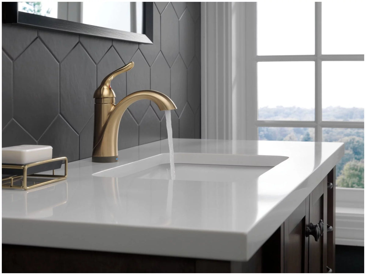 Venetian Bronze Single Handle Bathroom Faucet R65526