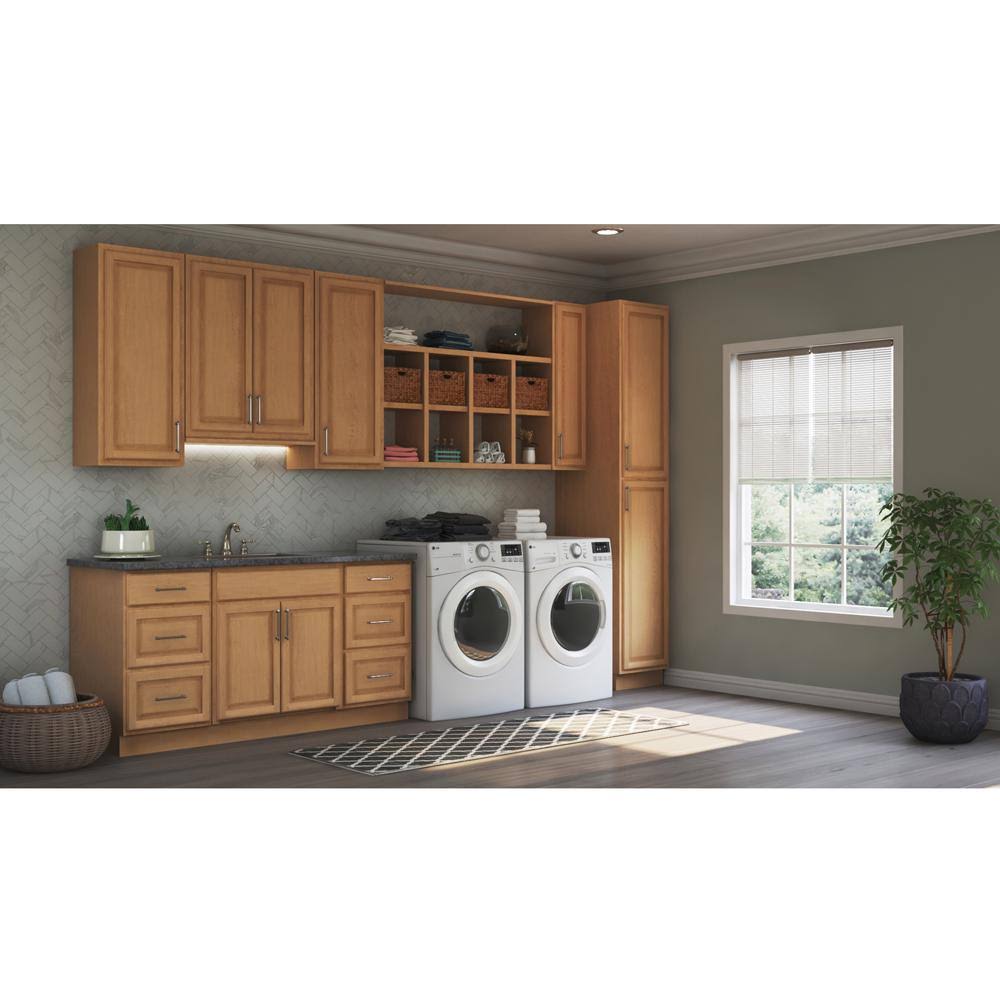Medium Oak Sink Base Kitchen Cabinet Q910909