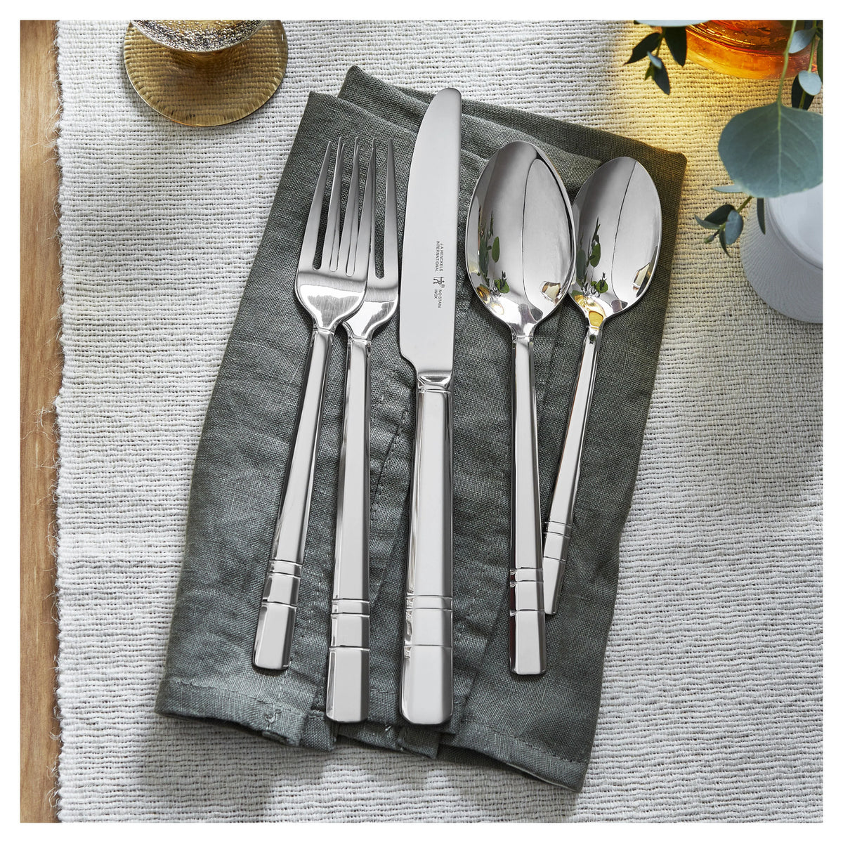 65pc Stainless Steel Flatware Set U903