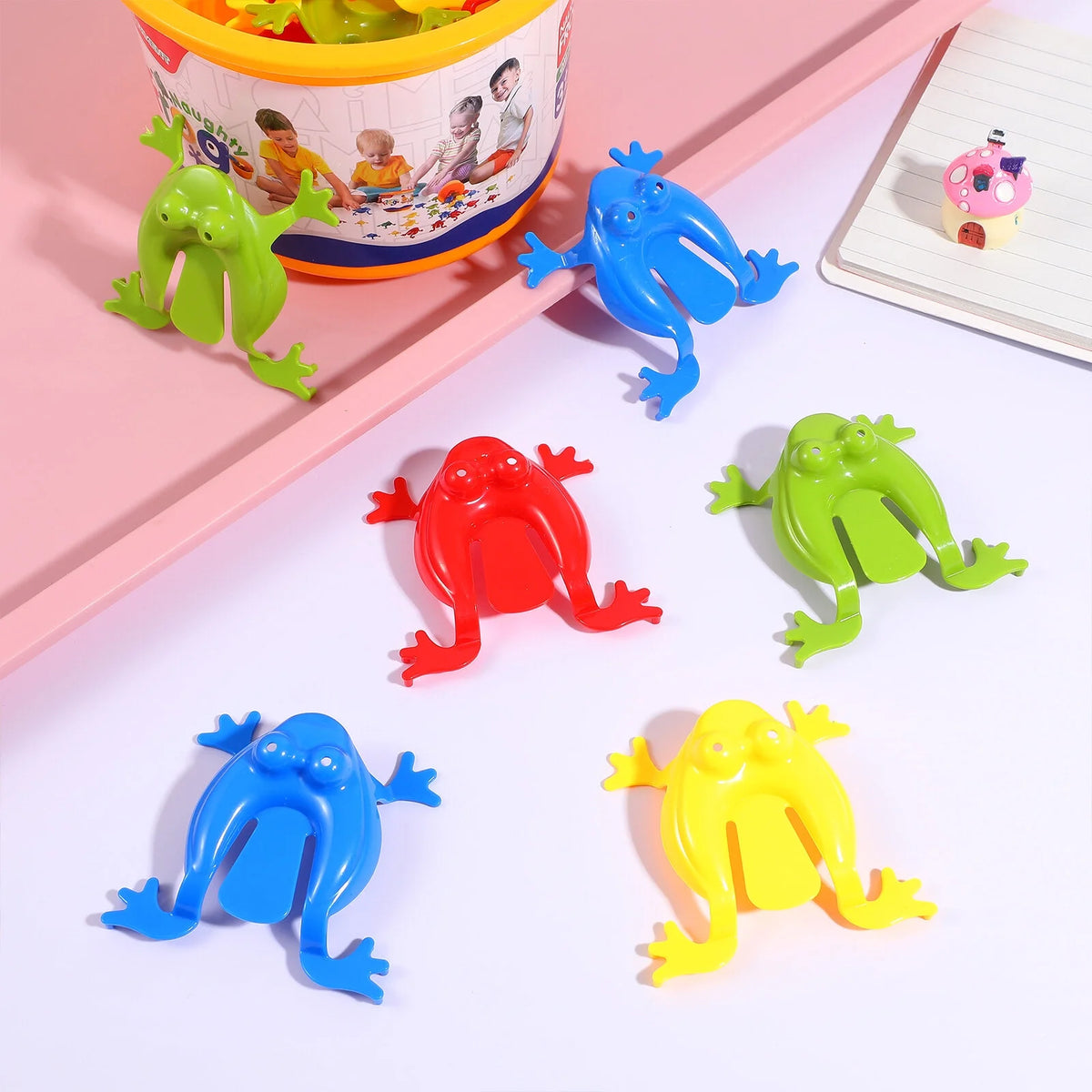 1 Set Jumping Frogs Toy with Bucket U493897
