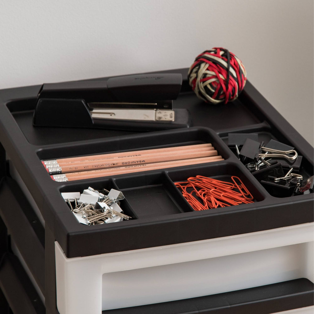 Medium 7-Drawer Rolling Storage Cart with Organizer Top, black/pearl P8375